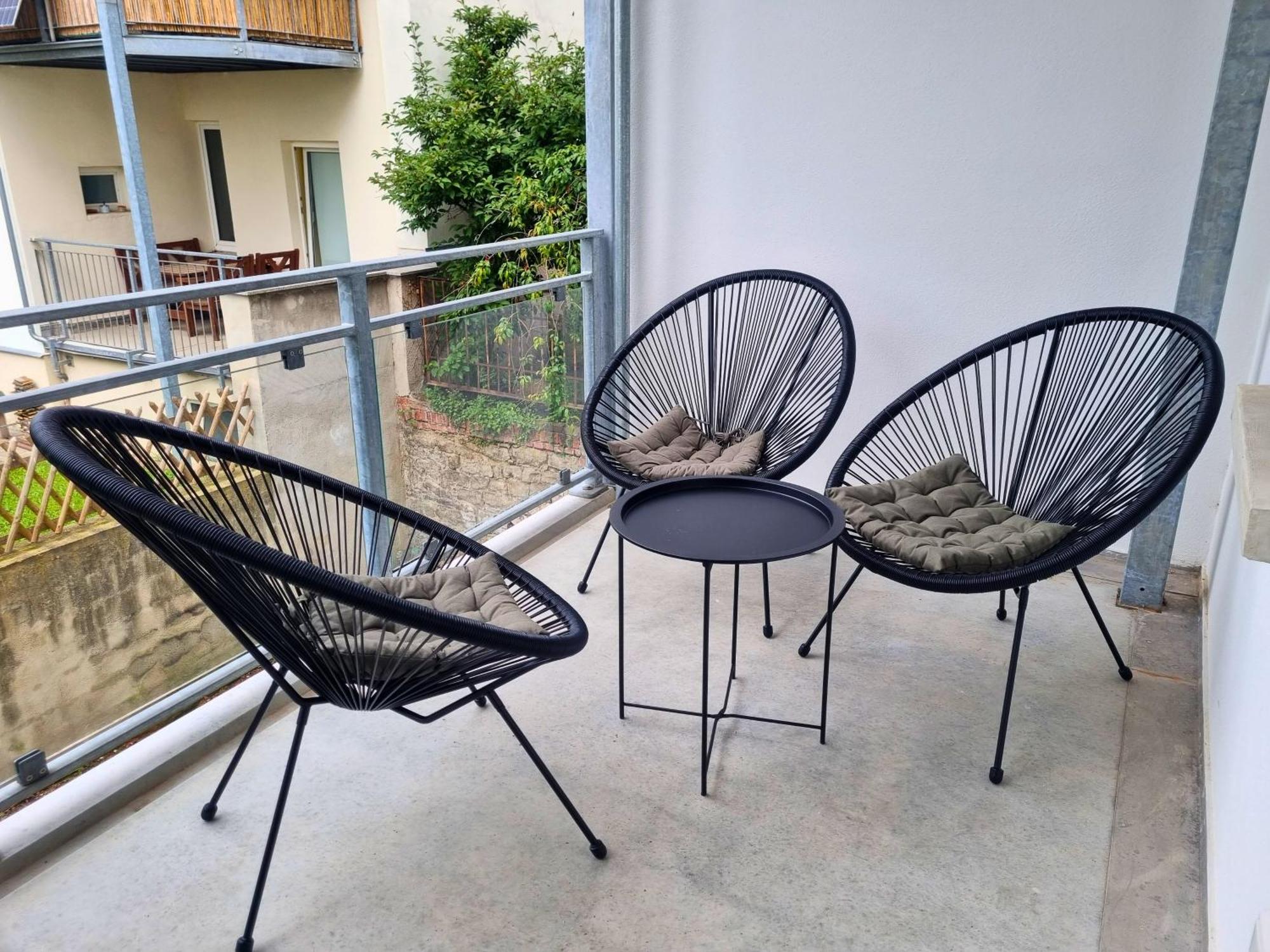 Maremar - Style-Loft Am Ferberturm - 2 Schlafzimmer - Luxus Boxspringbett - Arbeitsplaetze - Highspeed Wlan غيرا المظهر الخارجي الصورة